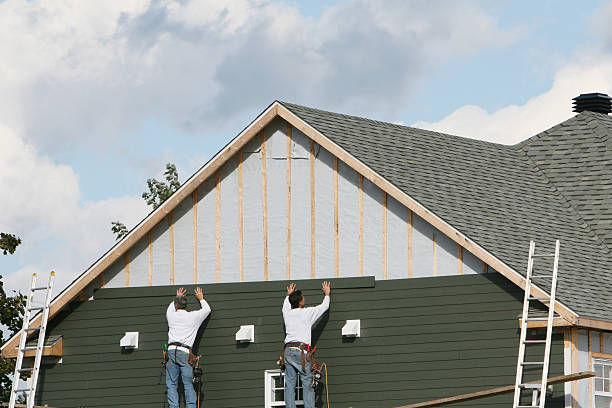 Professional Emergency Siding Repair technician working in Lithopolis, OH